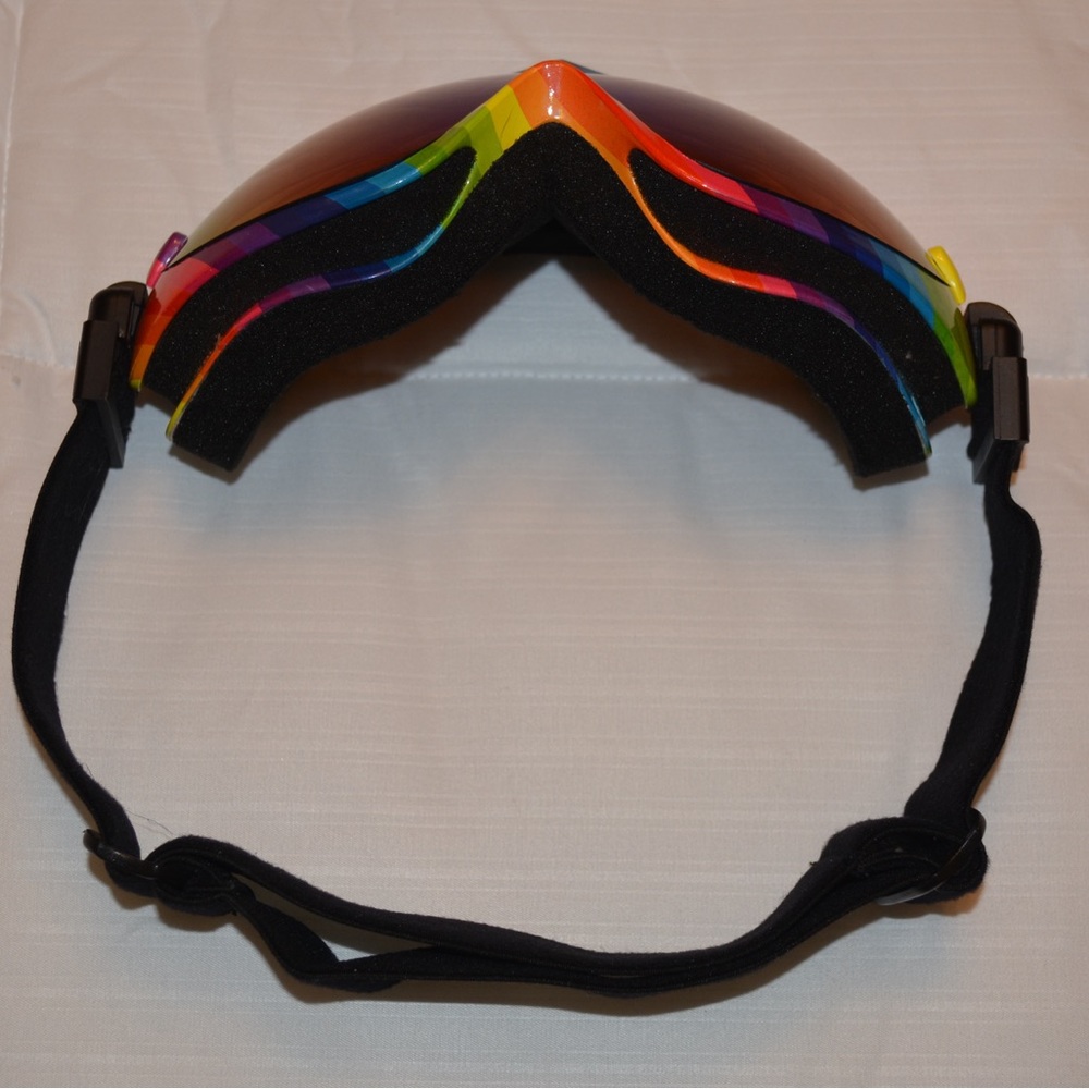 Snow Goggles - Picture 4 of 6